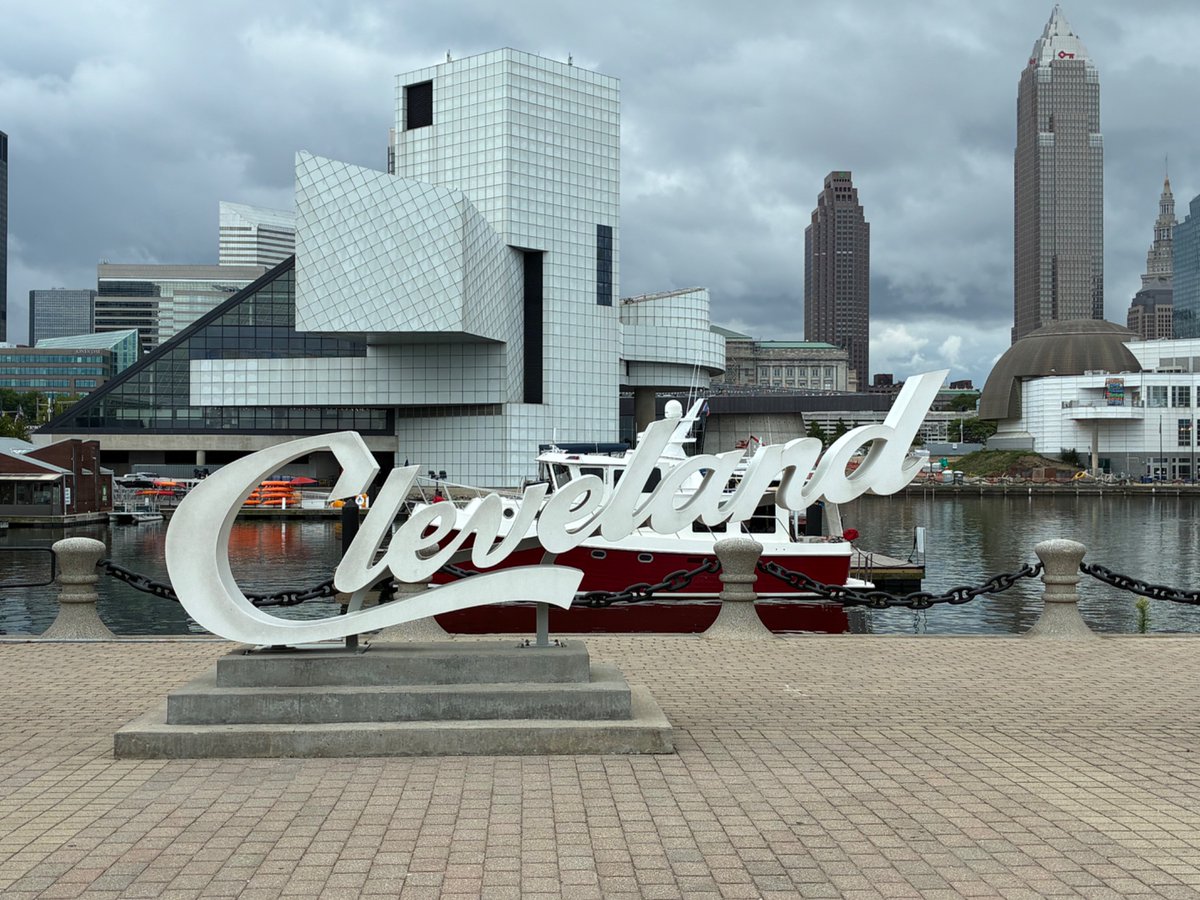 TammiMinoski's tweet photo. Was downtown on the waterfront today for a short time. #thisisCle https://t.co/phSk7aHg4m