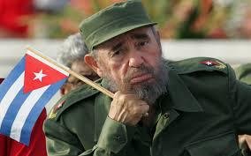 IzquierdoAlons1's tweet photo. Fidel:"Prefiero mil veces el traje verde olivo que tiene la justificación, para mí, de que ese fue el que usé en la Sierra y lo puedo usar aquí, porque soy, sencillamente, un civil que cogí un rifle para defender los derechos del pueblo". #LaHabanaViveEnMí https://t.co/m5I7SVXlJF