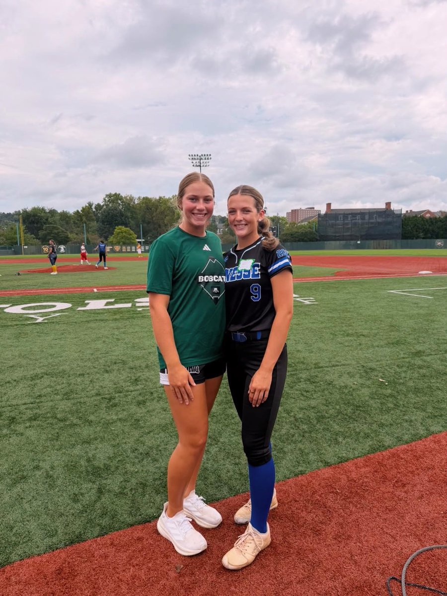 RushAva9's tweet photo. Thank you @OhioBobcatSB and coaches @Paige_McMenemy and @avrey_steiner for a great camp! Always great time to be in Athens! 💚🥎 @FinesseMcBrayer https://t.co/prH5efwHVN