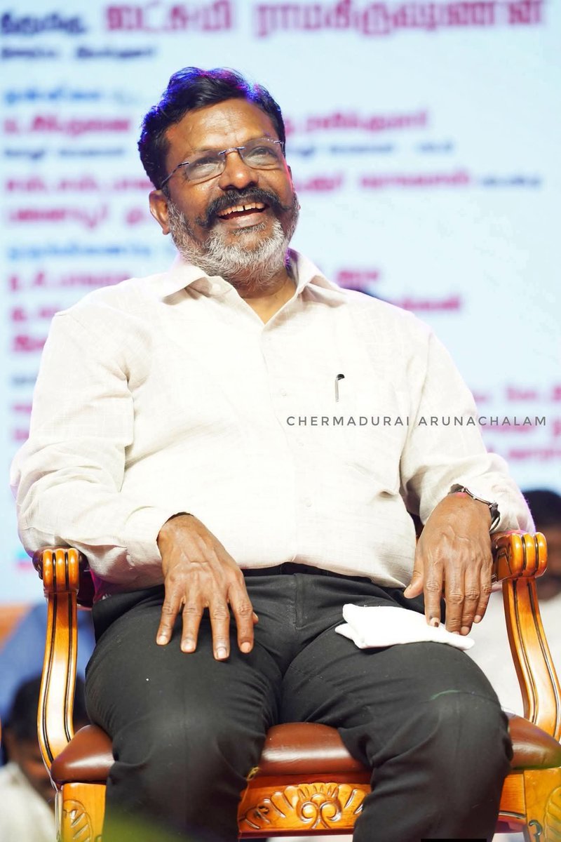 Shriii's tweet photo. உங்களிடம் முரண்பட முடியும், விமர்சிக்க முடியும் அன்பு செலுத்த முடியும் கோபித்து கொள்ள முடியும். ஆனால் உங்களை கைவிட்டுவிட முடியாது அப்படி கைவிட்டால் நானும்தான் சேர்ந்து விழுவேன்.. https://t.co/FOsv4rw4eo