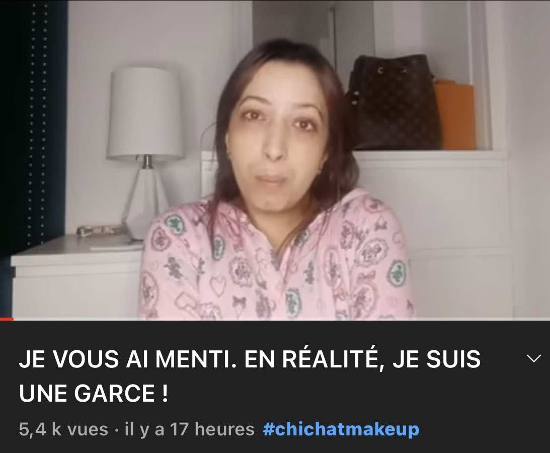 BarbianaCk's tweet photo. Vous avez eu YouTube mais moi j’avais YOUTUBE https://t.co/c403KL8lzN