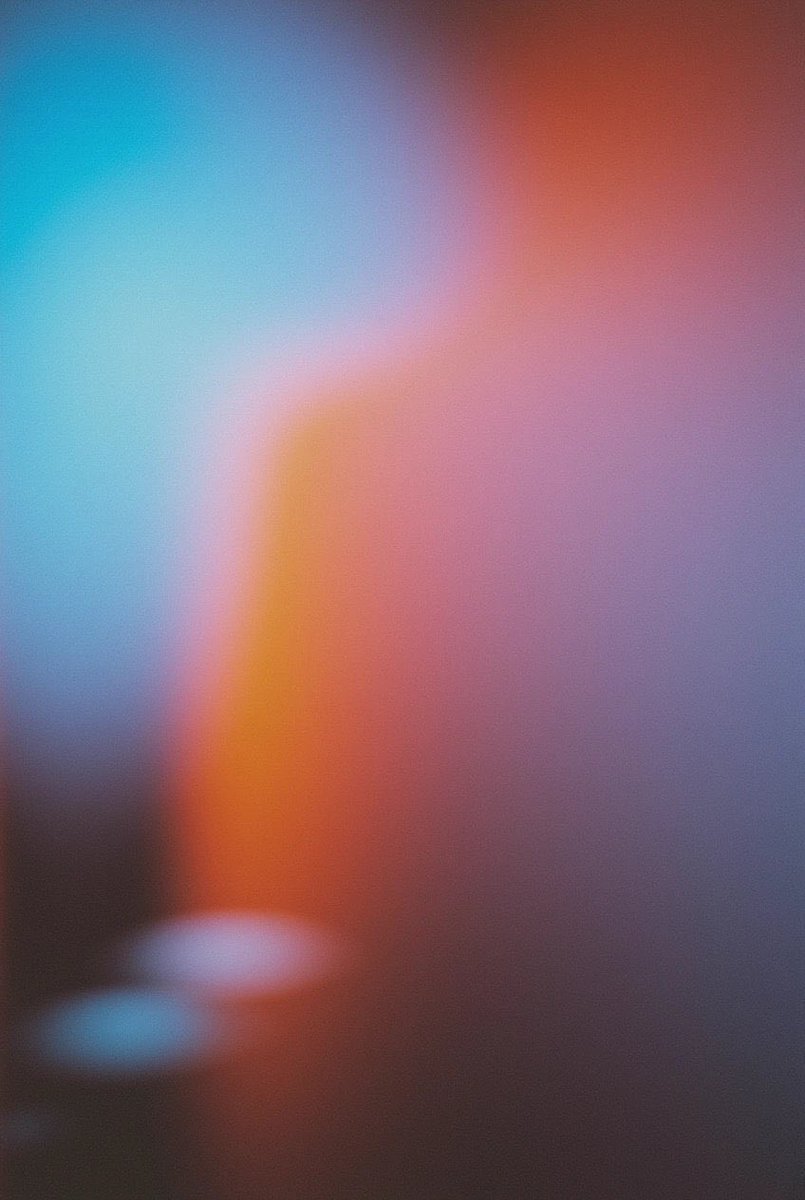 RikOostenbroek's tweet photo. Phantom hues. https://t.co/KSS4BrTToK