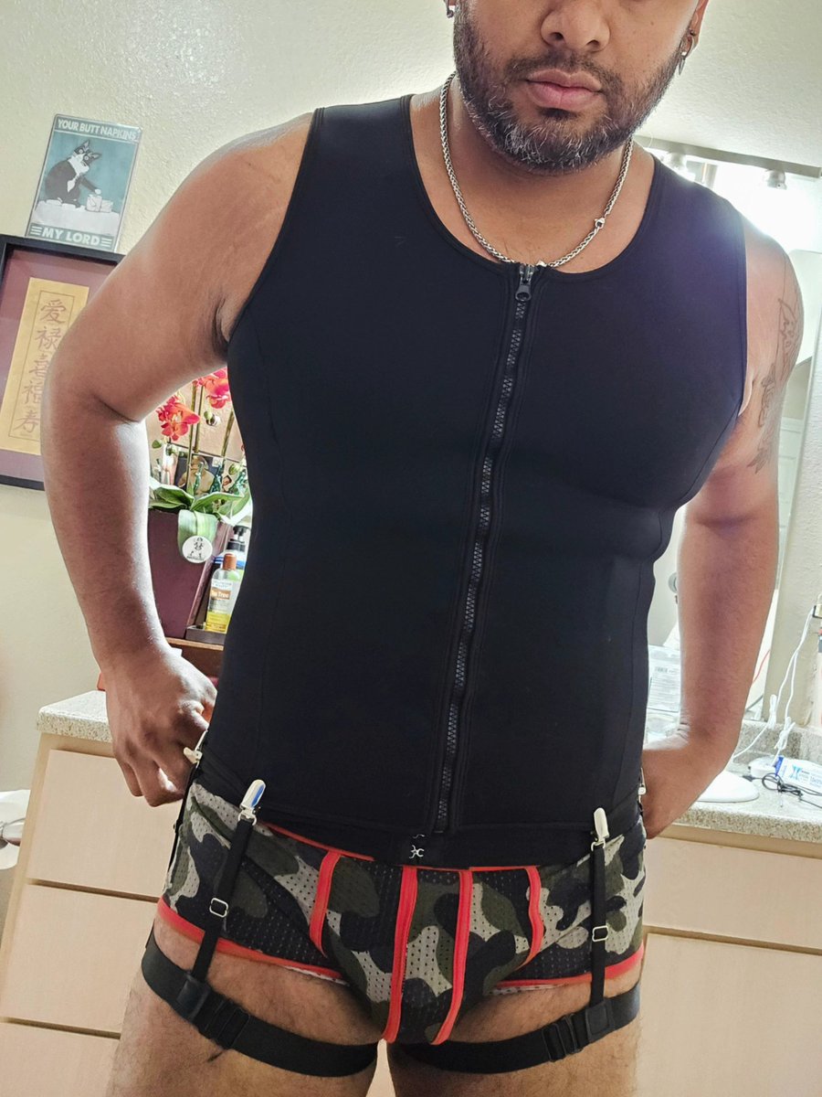BeastMaster7110's tweet photo. Suiting up to sweat! πͺπ½ππ¦ π ππ½
#Beastmaster #trunks #gaytrunks #bodypositivity #gaydiabeticlife #gaylatino #gaybear #gaybeast #beefybear #beefymen #beefygay https://t.co/cWL2pXxWoy