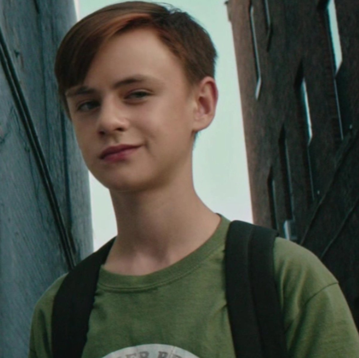 bemvindosaderry's tweet photo. 🚨 Acabei de reler o interlúdio da Gangue Bradley no livro de It e o pai de Bill (Zack Denbrough) aparece criança. Então na Segunda Temporada, teremos um descendente de Bill Denbrough https://t.co/vHKpbgtNV8