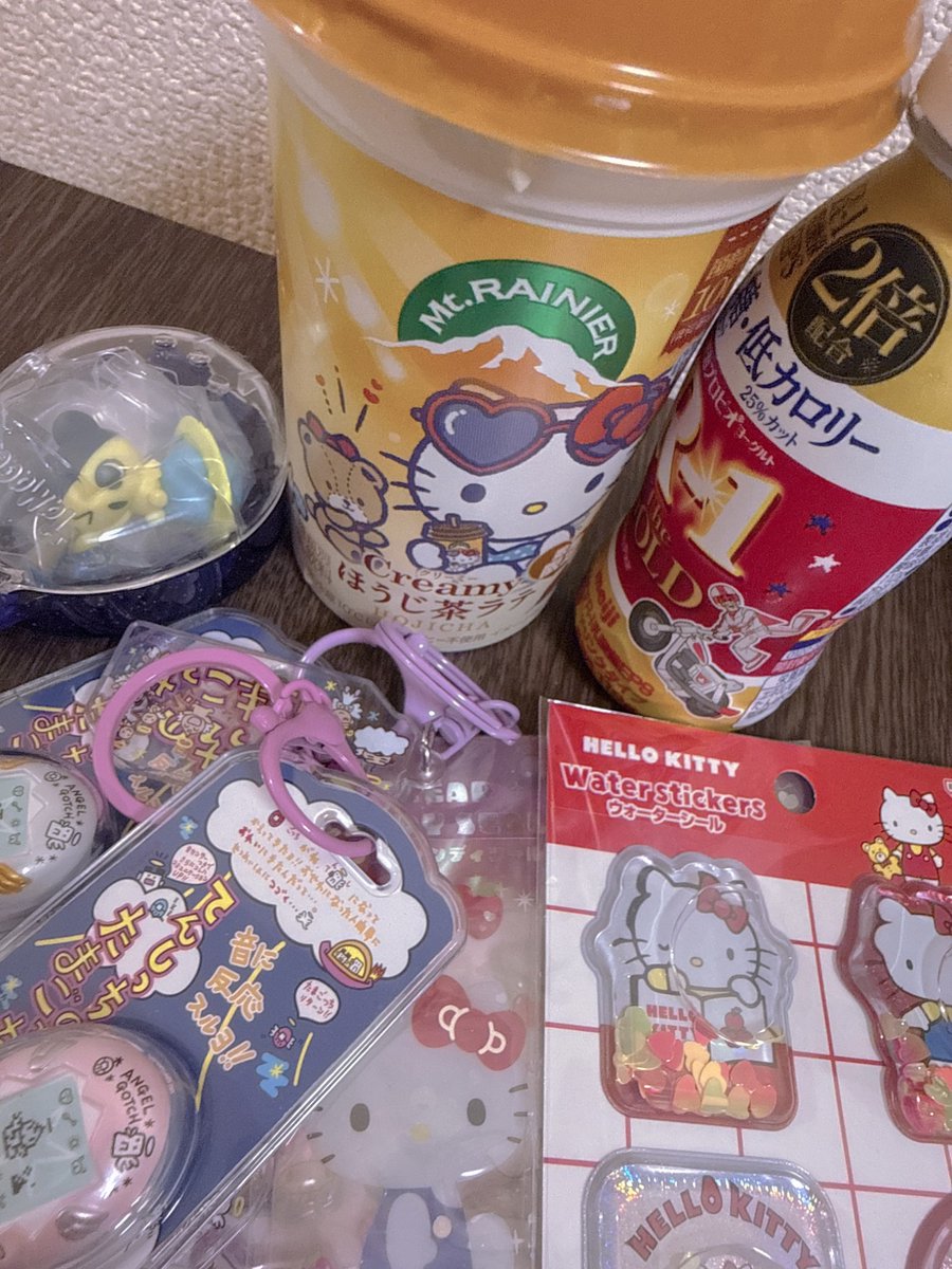 rumichasub's tweet photo. きょもありがとうございました♩
本指様やはじめましてさま、延長も！たくさんお話できて嬉しかったです💓お仕事頑張ってください> < ♡応援してます📣✧*｡
ちょっと前いただいたお菓子など📷おいしかったです♡ありがとうございます✨️ https://t.co/ARpBLvqeBL