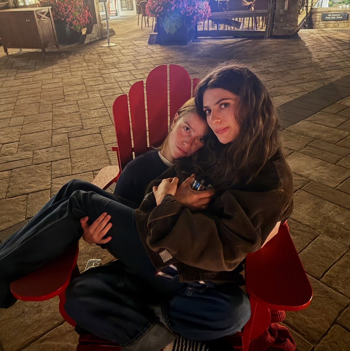 folklorefy's tweet photo. the duo of all duo's!!!! https://t.co/WTiwnKrKi5