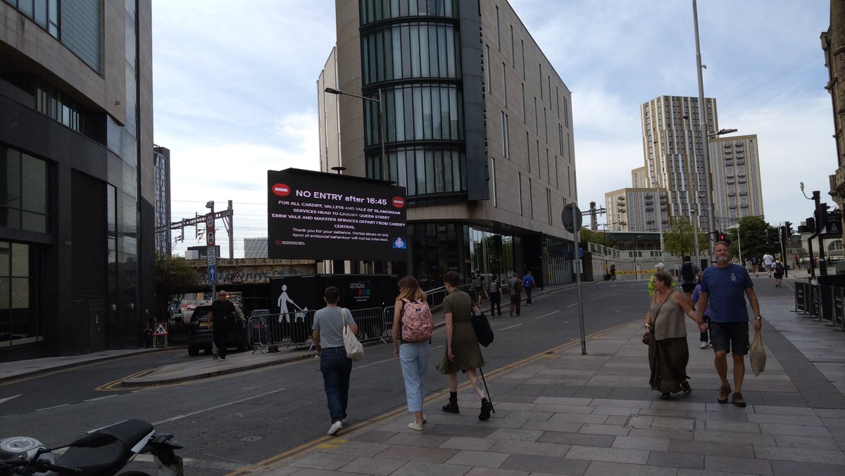 istadia's tweet photo. What a day supporting the #facommunityshield in the @principalitysta with screens &amp; technical support 
#eventscreens #eventtechnology https://t.co/tGclZTsiDK