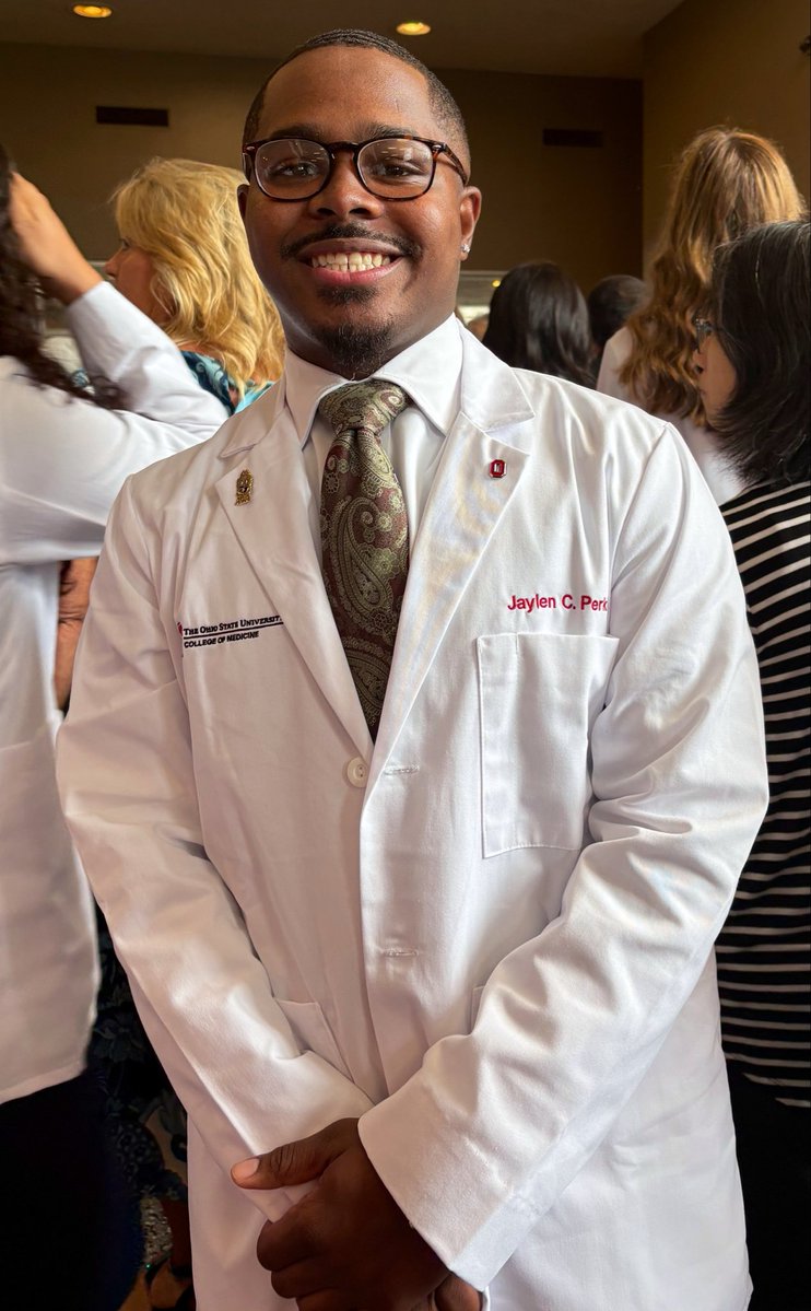 JaylenCP's tweet photo. Black Man in a White Coat 🤝🏾 https://t.co/kkrjnl5enH
