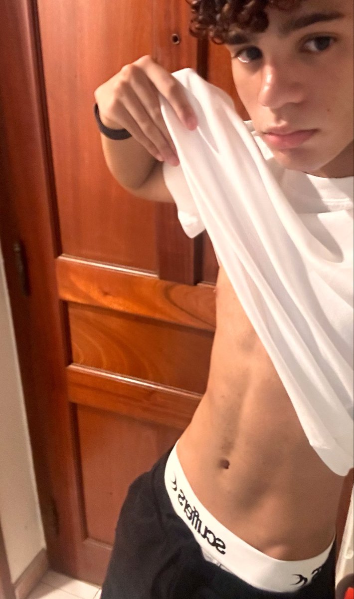 Miloymny's tweet photo. Alguien?
#BROTHERAGEM #latino #gay https://t.co/sdyLnJh98m