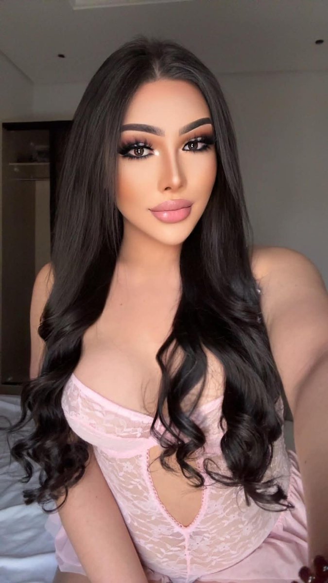 Androzel's tweet photo. @Riftaaaaa #ladyboy_both_in_Riyadh
#ladyboy_saudi  
#ladyboy_riyadh https://t.co/LN3GenMicQ