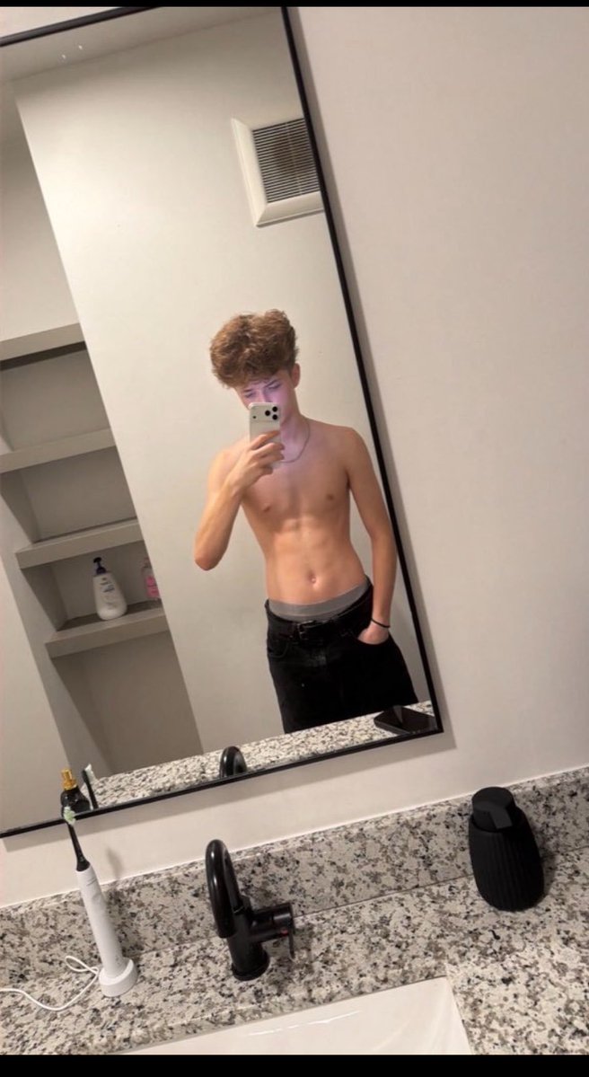 LeobaitXX's tweet photo. DM for exclusive bait files and bait request 👇👇
https://t.co/2grROC7pby https://t.co/ofcWSYvy13