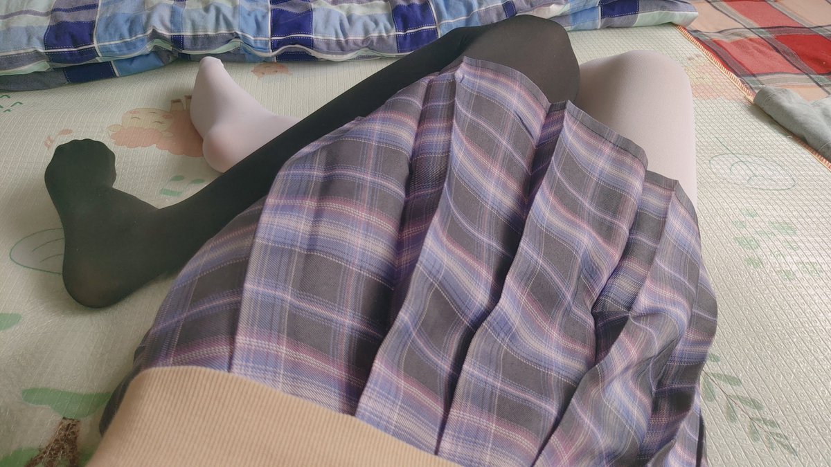aycp315091's tweet photo. 喵呜喵呜，想交更多朋友捏
（づ￣3￣）づ╭❤～
#男娘 #白丝 #黑丝 #丝袜 #可爱的男孩子 #诱人 https://t.co/LWJ99GBGTb