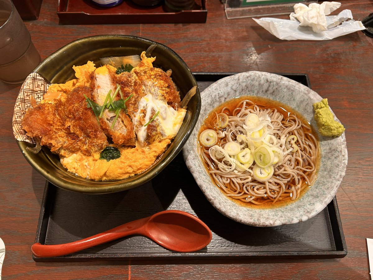 Near_Yuki_'s tweet photo. おいしかったけど普通にわさびの量多すぎて？ってなってたw https://t.co/HPaFuPgWJx