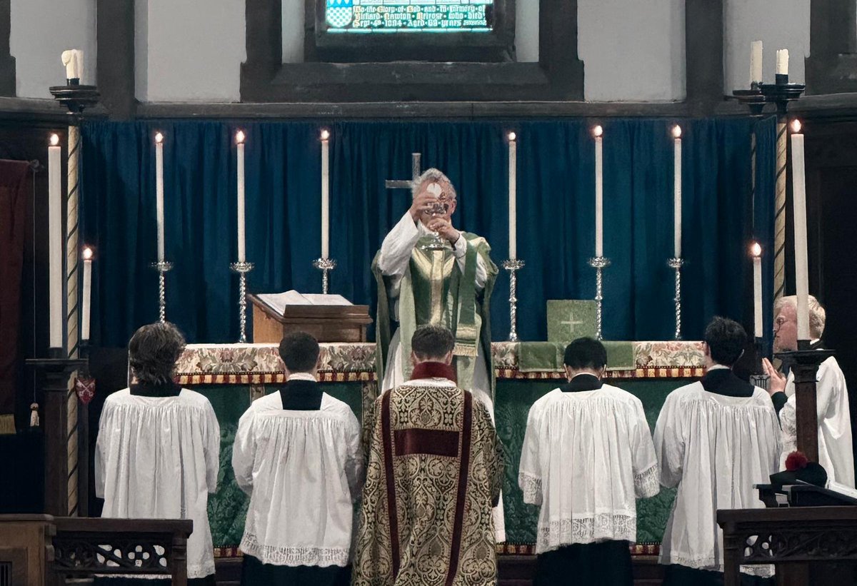StLawrence_York's tweet photo. Sung Mass on the Eleventh Sunday after Trinity. https://t.co/LUGJid8ze6