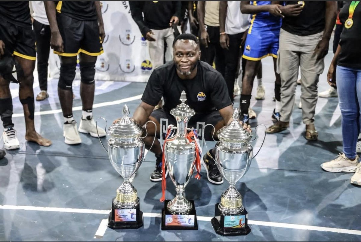 ninyesigar's tweet photo. "Growing up, I literally played all games but the thing about #volleyball is that it consistently gave me this adrenaline rush after a great spike/block that no other game ever gave me! I still feel that sensation even today when all I do now is manage/watch the game" - Raymond M https://t.co/voSkqj5ebU