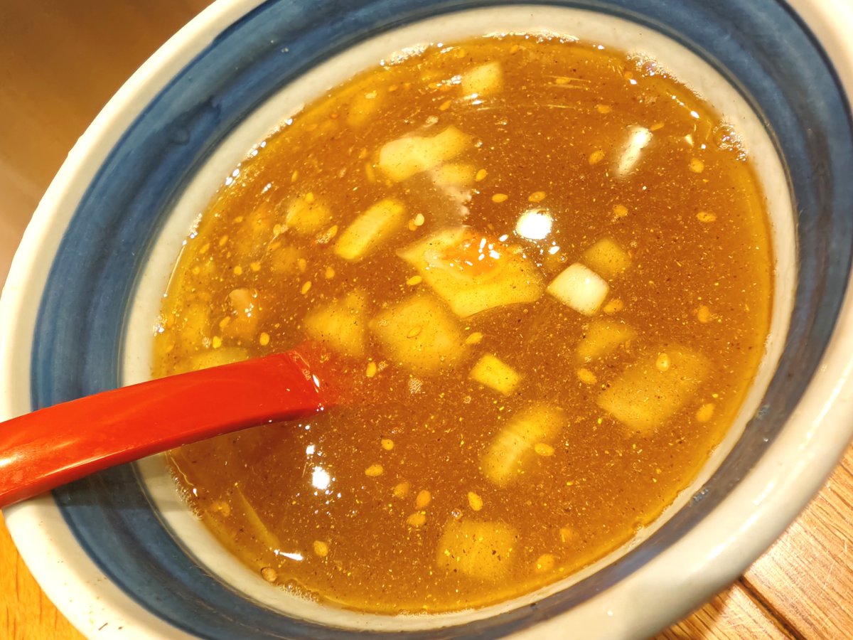 aranami_moe69's tweet photo. イケ麺がきしめん並みの太さ
もっちもちで食べ応えX-GUN💪✨

塩のアッサリ感が良き～🫰🏾💕

正に麺が主役‼️

足りない…
もっともっとだよ😭

ハチャメチャ美味かった🤤💓

『双麺 錦糸町本店』 https://t.co/wjiSVJQMXy