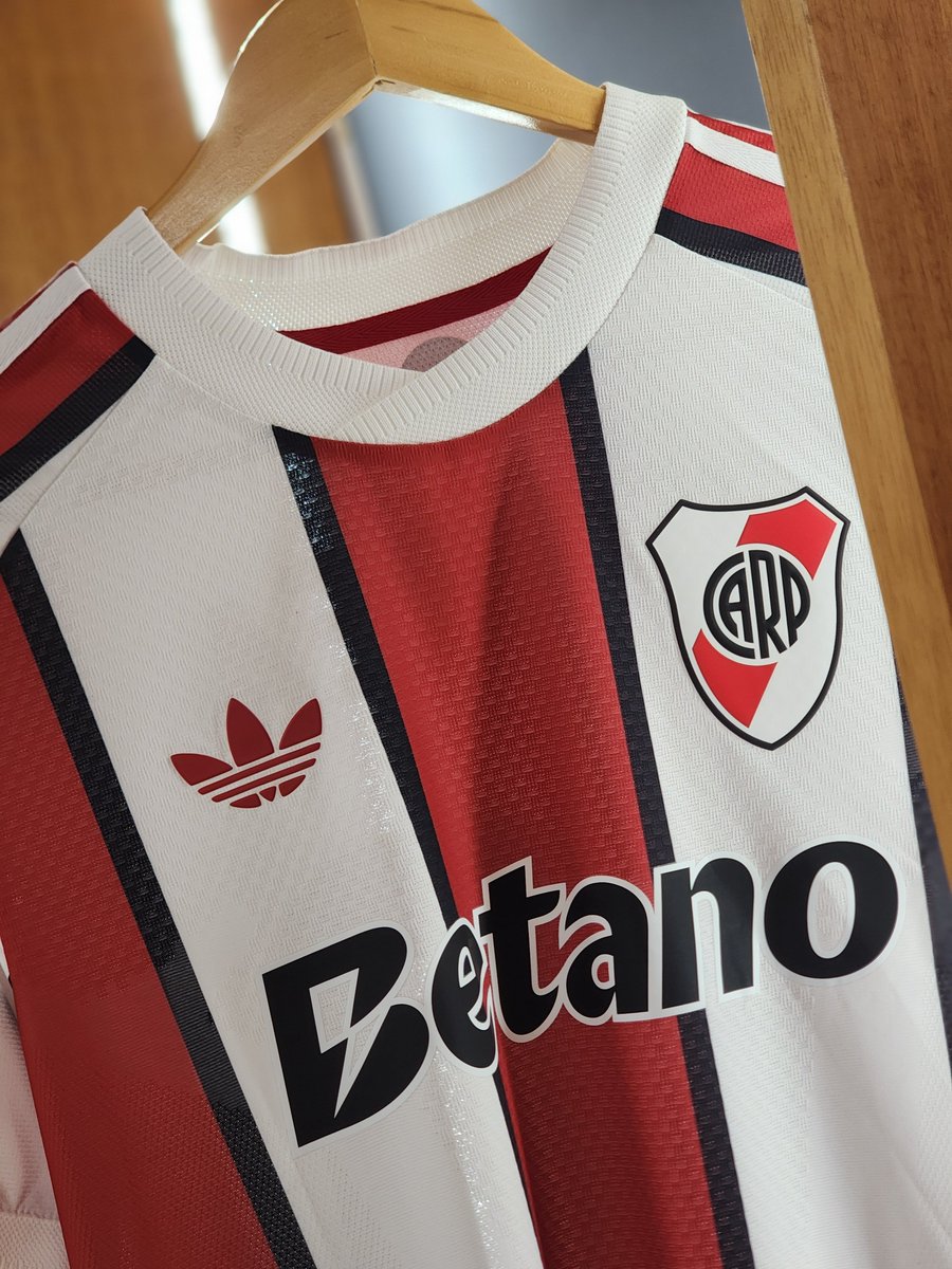 RiverPlate's tweet photo. Esos colores que llevás 💪 https://t.co/czwoI1E2YC