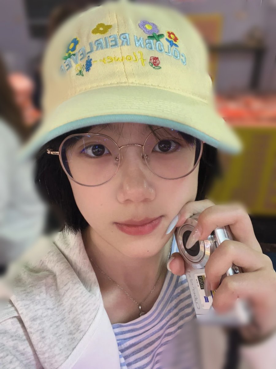 0cpwc's tweet photo. 不知不覺來X十天了 
好像也慢慢沒那麼害羞了
謝謝有來看羞羞的人 https://t.co/KwECb0dtds