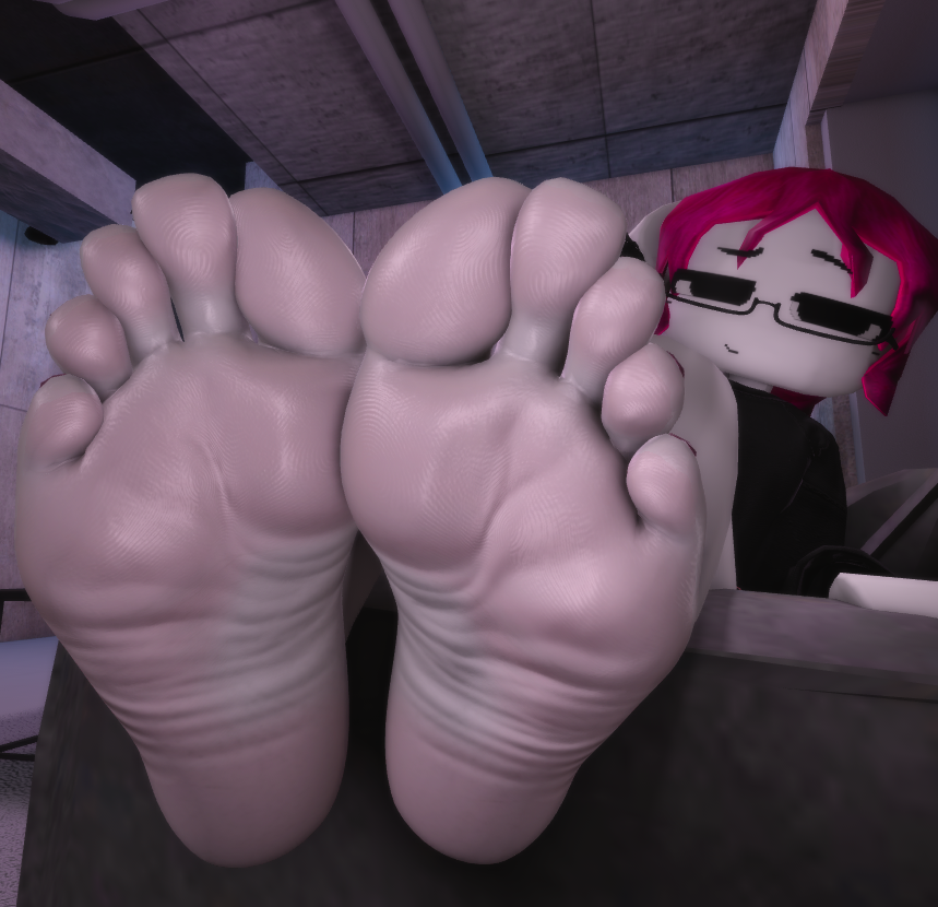 jasoooe's tweet photo. roblox girl feet https://t.co/MpJd58k3io