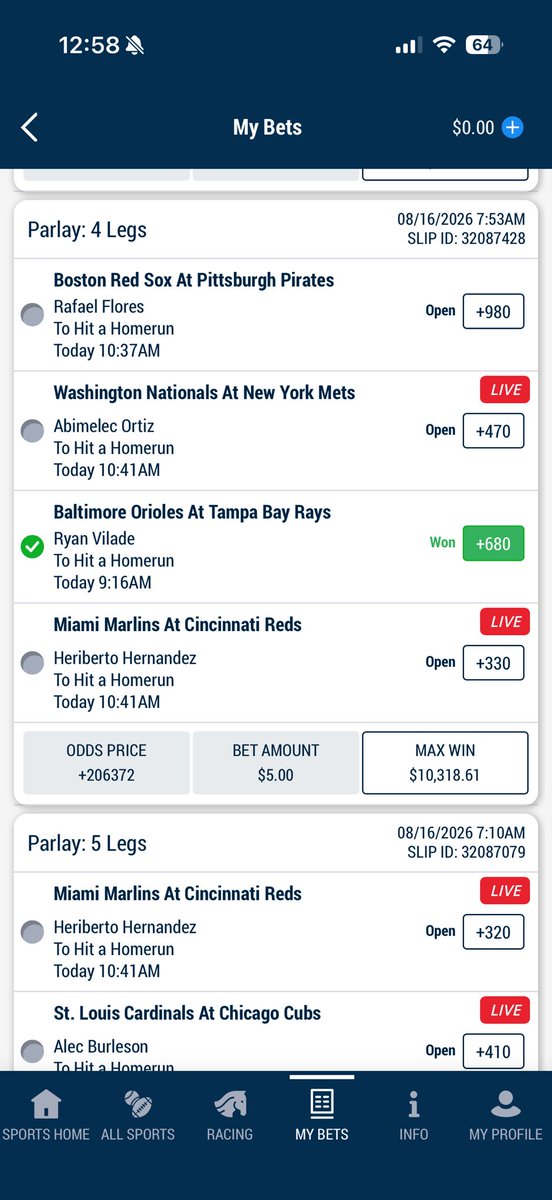 CandyRedItalian's tweet photo. @JoeBails_21 @MLBHR Waiting on 10K from Flores https://t.co/hb9CJpNioi