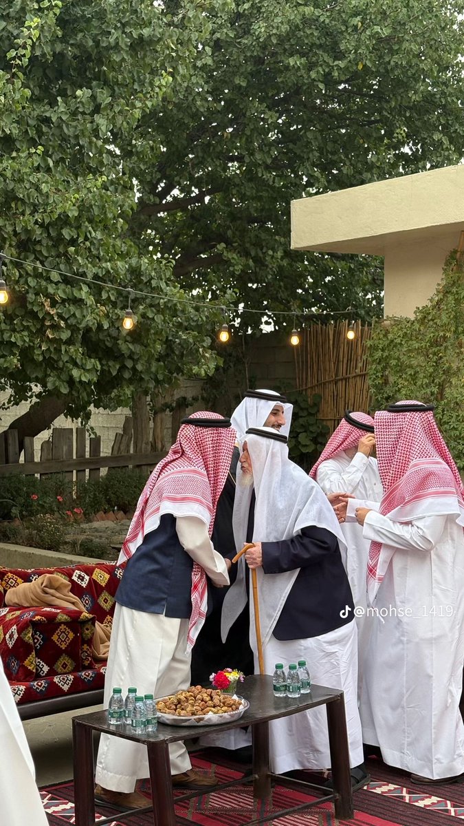 Ayar2030's tweet photo. أحب زواجات الديرة الجنوب تحديدًا https://t.co/6NQWRj1YYY