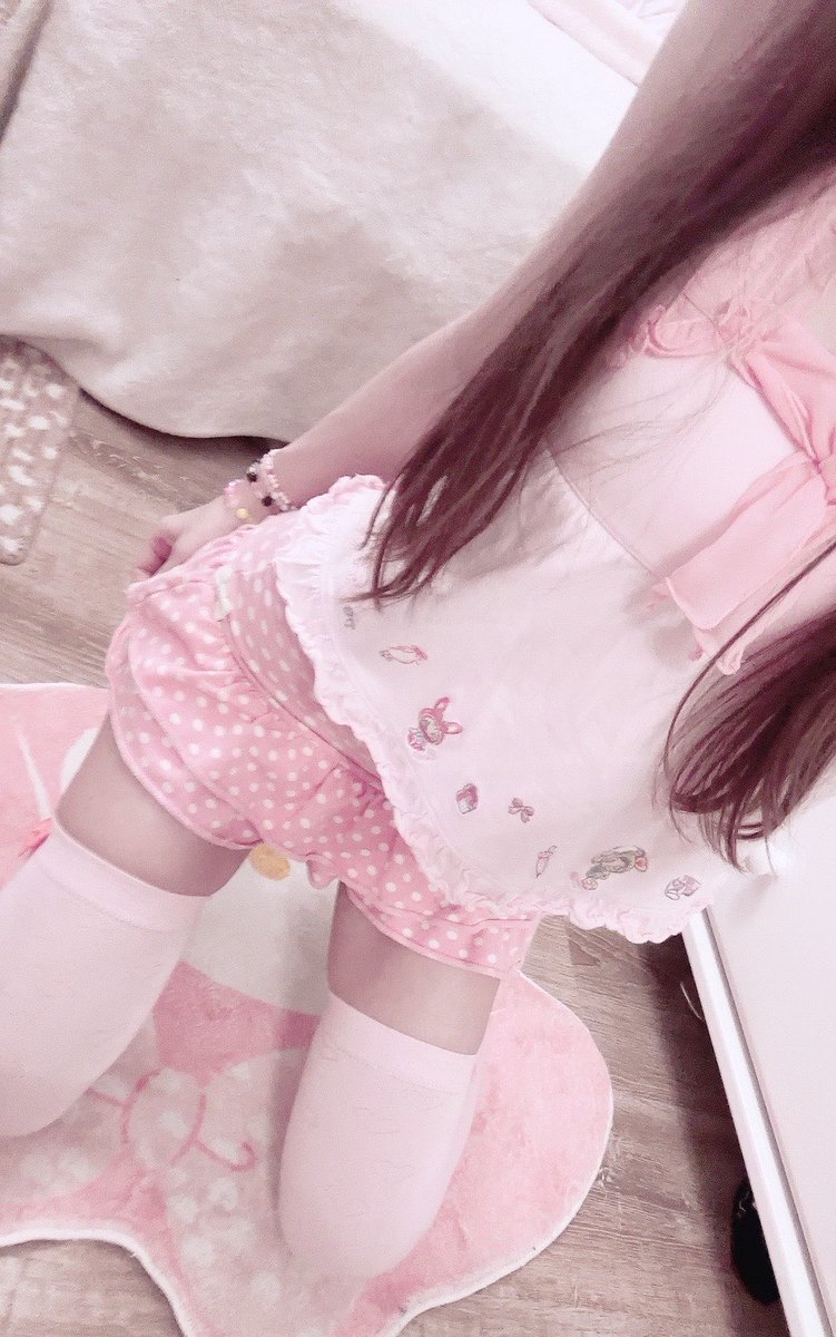 bruisedpr1ncess's tweet photo. #cutecore #mezzopiano https://t.co/GiMUbpt1SK