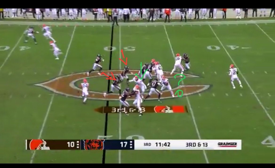 dollycookie46's tweet photo. @Mattyb71 Unless the read is underneath, it would have been a sack if he climbs the pocket, Matty Boy. https://t.co/GGi3YaorEy