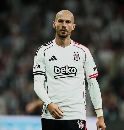 esmasnl323's tweet photo. Lan Cerny ye ne oluyor gitsin gitsin diyoruz sezonun ilk golünü attı bu adam eğer böyle devam ederse kalsın valla. https://t.co/ihCD7HPCW2