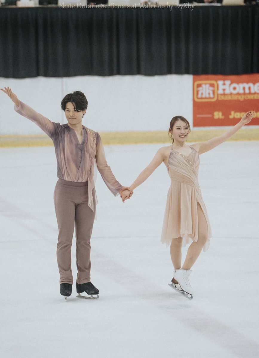 rika_kihira's tweet photo. トロントの大会が無事終了しました🇨🇦💃
リズムダンス自己ベストの67点台には驚きましたが、すごく嬉しかったです。
フリーは少しミスもありましたが、落ち着いて滑ることができました。
まだ伸び代たっぷりなので、次のCS木下カップまでに仕上げていきたいと思います！
応援ありがとうございました🌟 https://t.co/kNA4fvvRmI