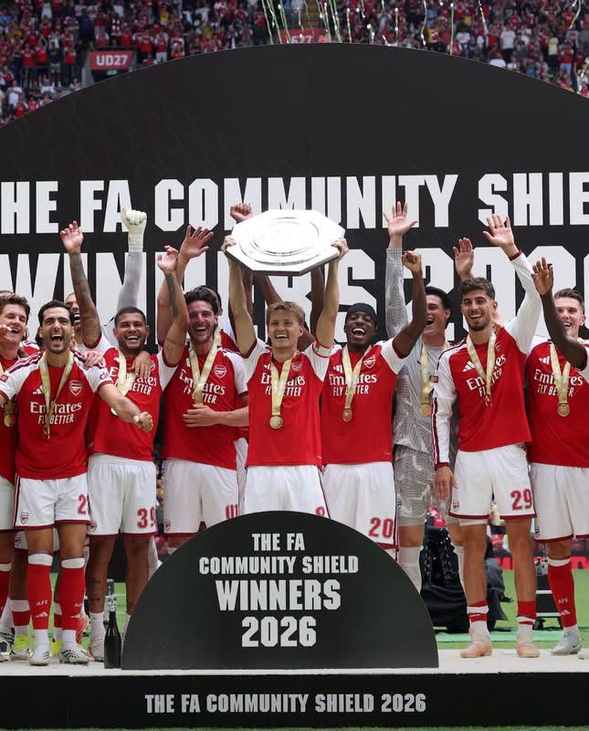 preyeodede's tweet photo. 8/
Congratulations, ye church at the Emirate, for this victory.

Grace and peace be with you all till I write again.

Shalom.

Yours in the vineyard,
PO. The Arsenal Apostle 🔴⚪️

#PreyeOdede #ArsenalApostle #CommunityShield #COYG https://t.co/GTgKPU4Swe