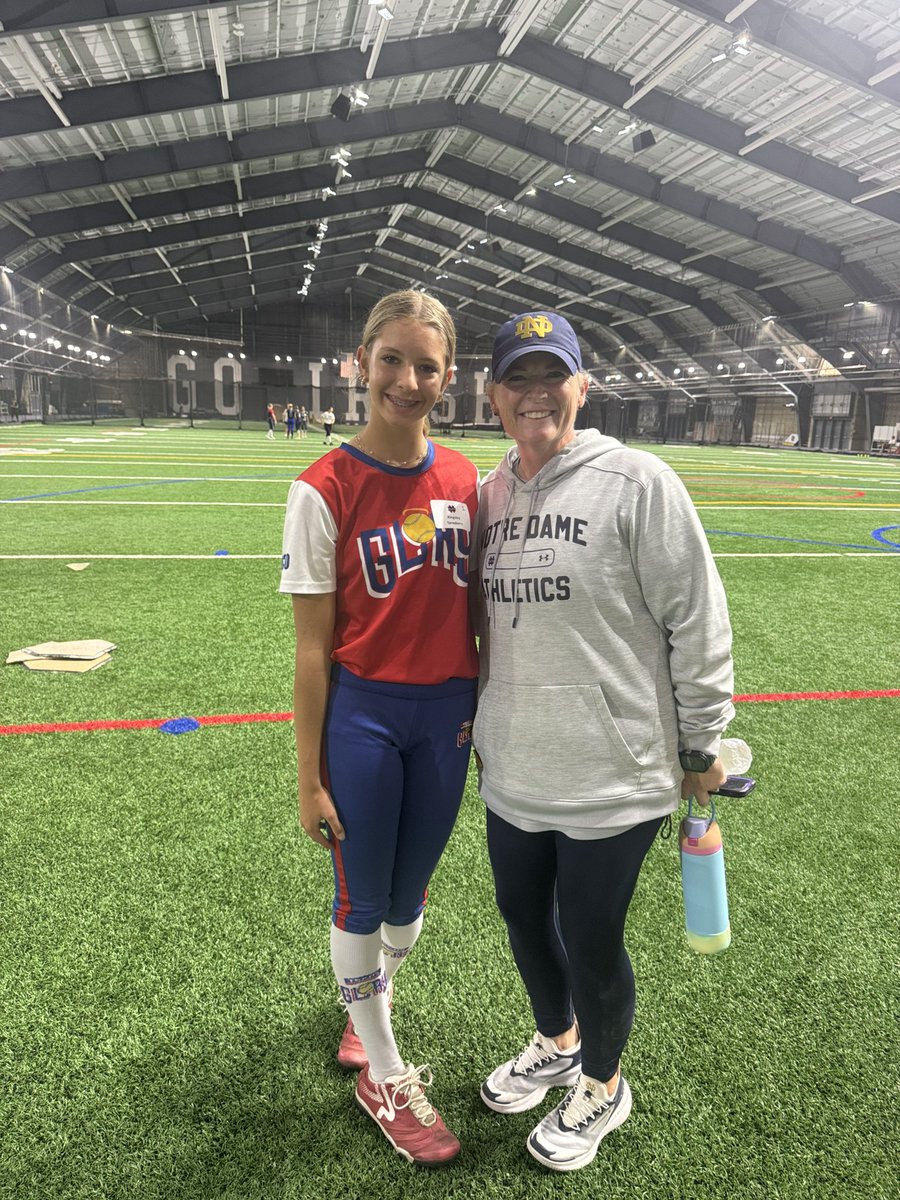 KingsleySpray's tweet photo. Thank you @NDsoftball! It was a great camp and workout.  I appreciate your time and feedback, can’t wait to be back! #2030 #RHP #texasgloryfastpitch
@2Ganeff @CoachDeOliveira @Coach_pooch @j_spitale https://t.co/RrWF8P0df1