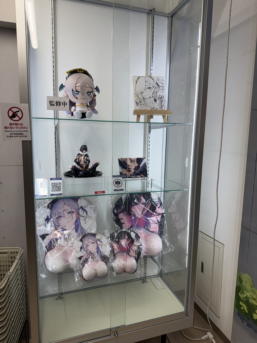 cereal91's tweet photo. ぽち先生のPOPUP SPACEにも行けたので神 https://t.co/Db04uGABut