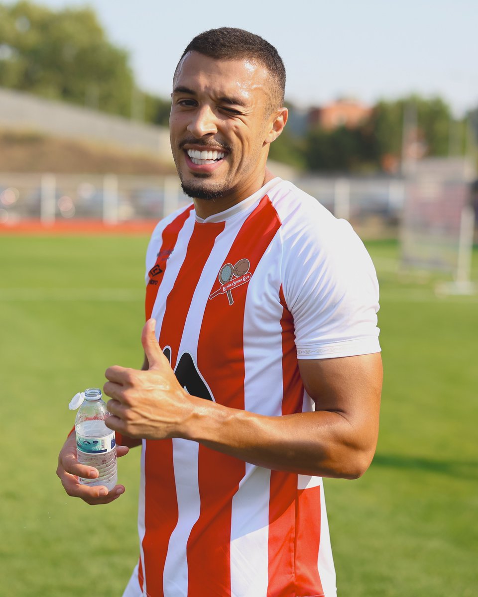 leixoessad's tweet photo. Boa semana, leixonenses 😎
#ArmadaDoMar • #LSCxCDT • #LigaPortugalMeuSuper https://t.co/MbqAgCpg4g