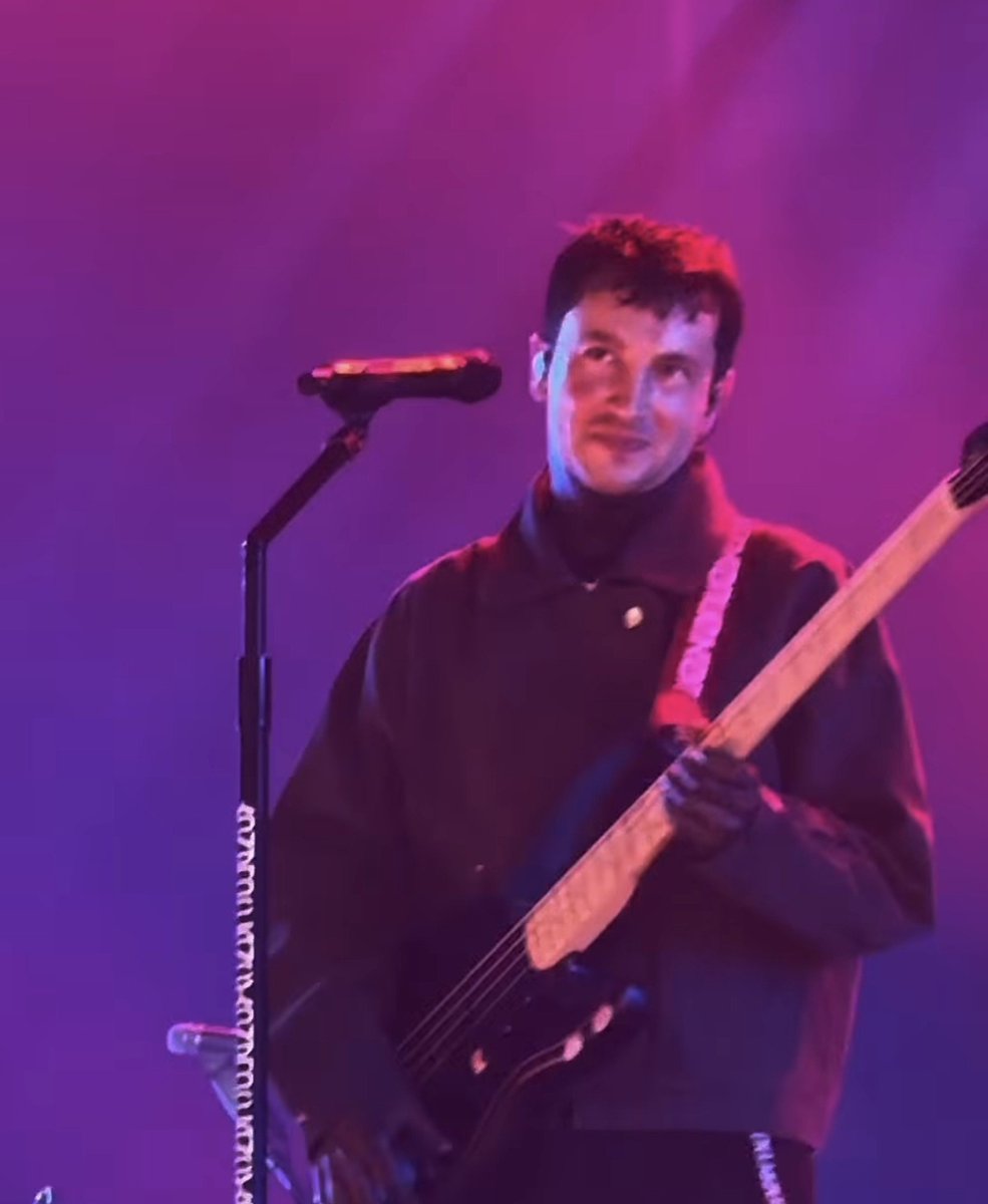 voldsoywaves's tweet photo. tyler's face after making sure everyone loved josh's shirt that has a photo of them looking like a beautiful lesbian couple on it https://t.co/MjrNTmFt5b