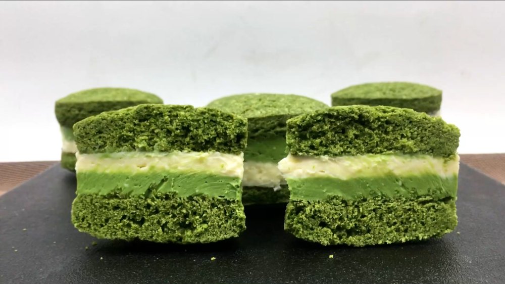 EdemExcellence's tweet photo. Just had the creamiest matcha latte with a buttery scone—small cozy wins hit different! https://t.co/c0OlilknYh