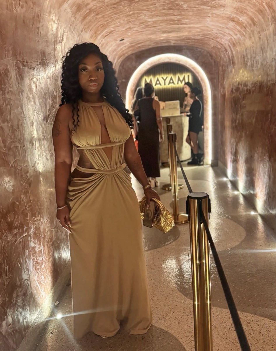 ReganKaufmanKay's tweet photo. Just few hours for the queen to clock it my famz 🎂🎉🥳 https://t.co/jFxgYKJT5L
