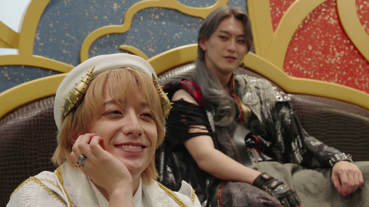 zetsuflame's tweet photo. https://t.co/KWBRZ1rGkh REIJI SMILED!! +  bonus zetsuenkaku https://t.co/zqRPdXurxq