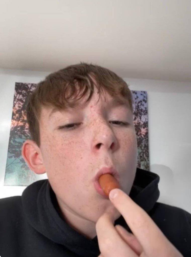 baited_kriss's tweet photo. 👀 Wanna bait your crush? 
Bait files, mega links and exclusive VIP channels and previews are available🔥
📥 https://t.co/KQ9zTXS4lX
1030854627 (Zangi) https://t.co/ik7z9T6HBl