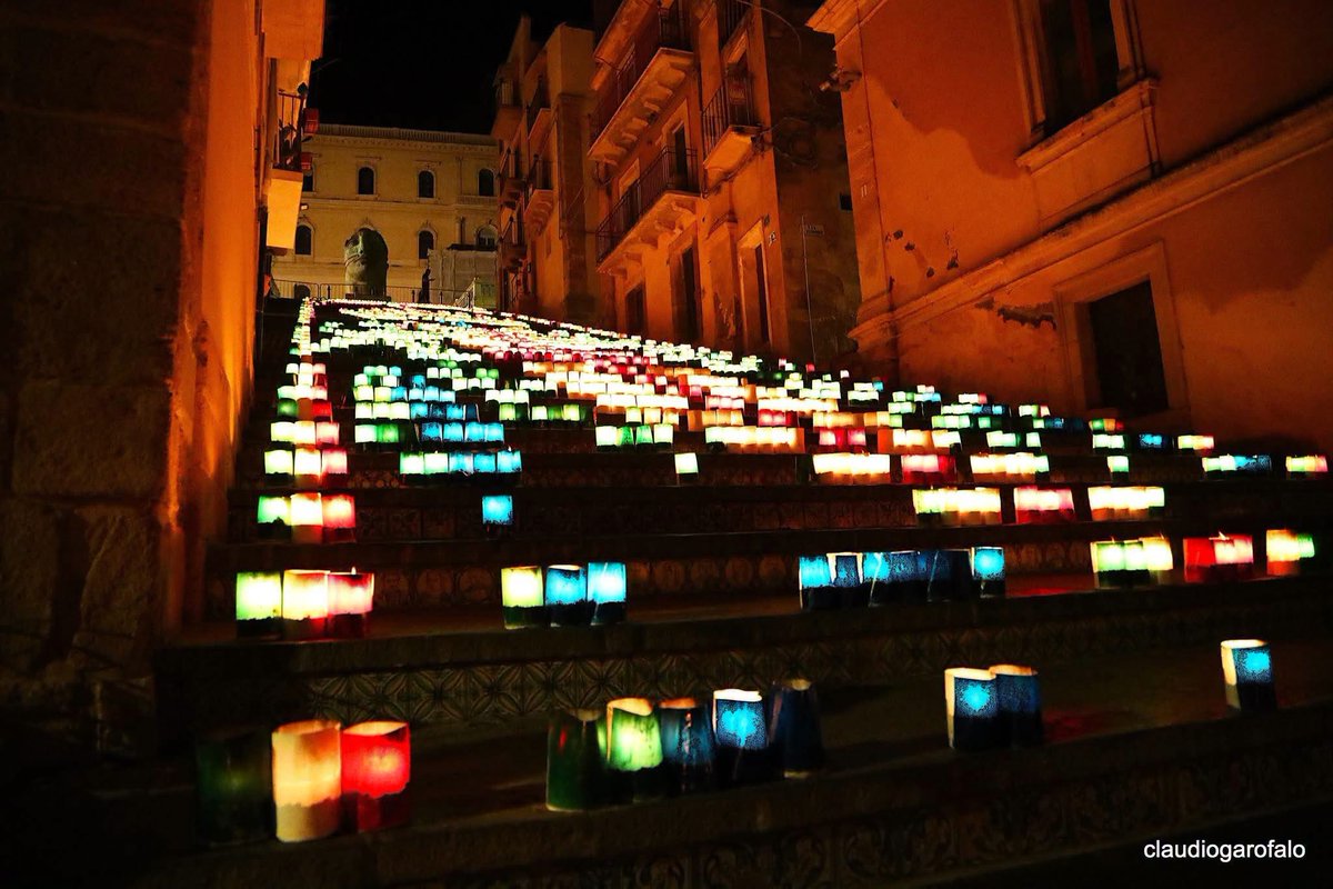 Maurizi063's tweet photo. Scalinata illuminata di Santa Maria del Monte. Caltagirone. Sicilia. https://t.co/ttSs6cDGxS