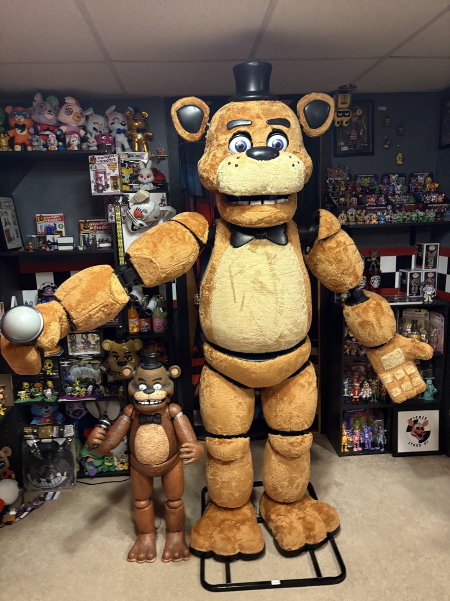 DevSprings's tweet photo. Morbid Enterprises Freddy Animatronic (2017) side by side with the Spirit Halloween Freddy Animatronic (2026) https://t.co/p6xmPo3dz4