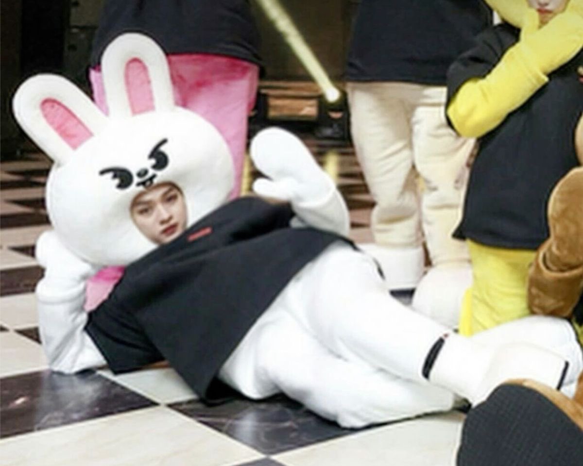 ZilythStar's tweet photo. Awanten las cabras!!!! 🗣️🗣️🗣️

CHILE WANT TO RUN IT WITH SKZ

#RunItWithChile
#SkzReturnToChile
@dgmedioschile @realstraykids @jypnation https://t.co/IETY5XduhR