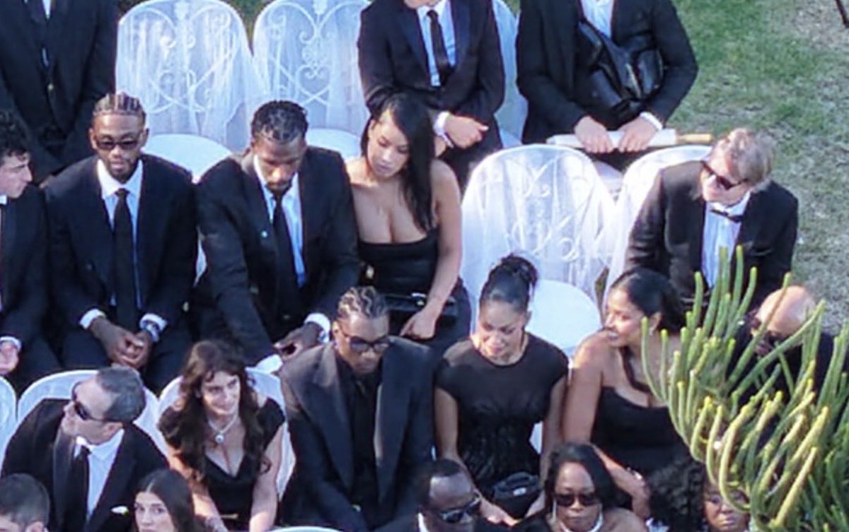 nicole_anne002's tweet photo. So many of my faves, so many different teams 😭😭

Nickeil, Naz, Jaden and JMAC (peep behind the bush lol) at KAT’s wedding https://t.co/Rnvi4taMMz