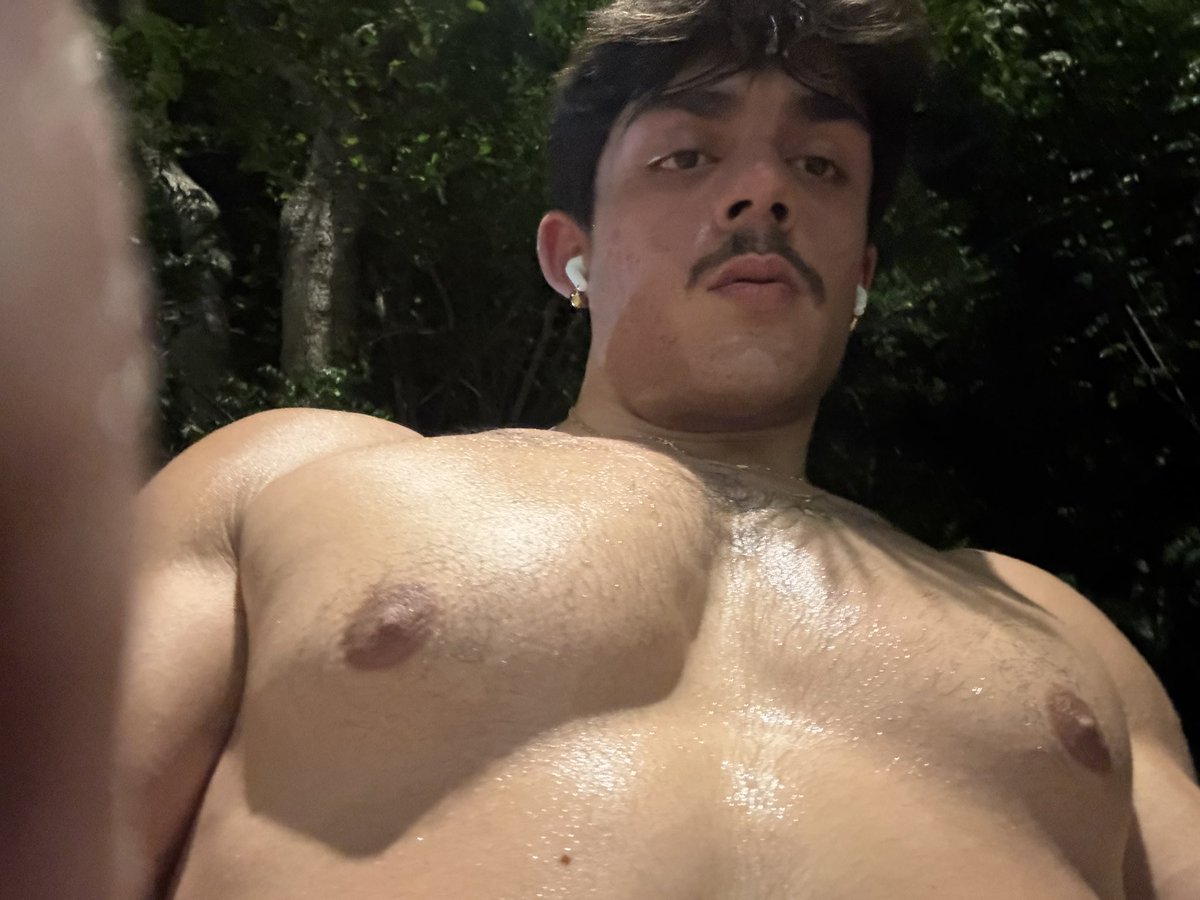 jonandtonic's tweet photo. 🏃‍♂️🏃‍♂️🏃‍♂️ https://t.co/9zCC5Eahg7