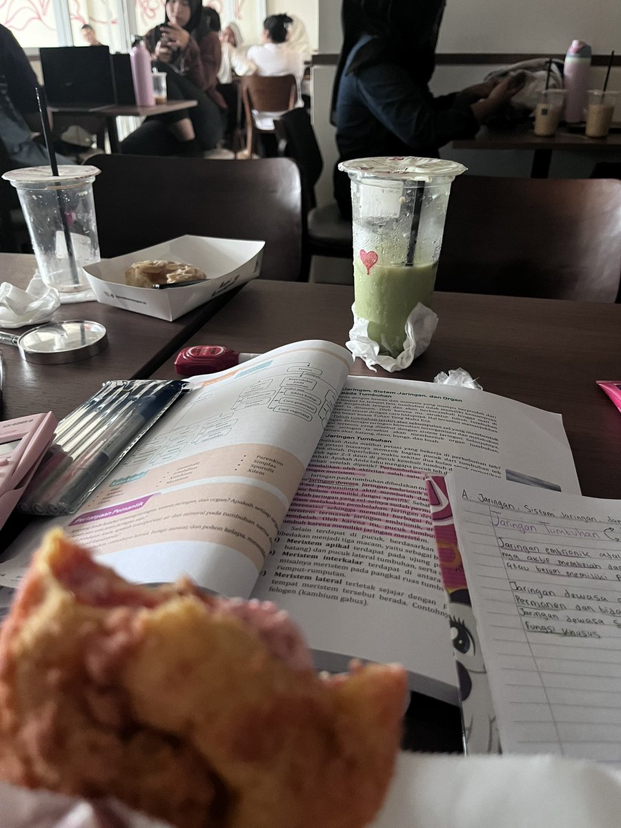 aletabogor's tweet photo. YAY, so fun!🤓 https://t.co/HHy0Q6Q3gH