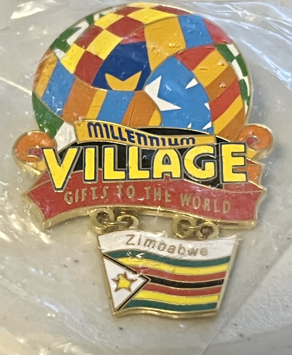 TeriE's tweet photo. VERY RARE #DisneyPin EPCOT #MillenniumVillage WDW #ZIMBABWE Flag Ltd Ed #CastMember Exclusive 1999

https://t.co/ZDR6QWtCkP

#EPCOT #disneycollectibles #raredisneypins #zimbabweflag #disneypintrading #disneypincollecting #WDW #disneyparks #disneyana #disneyfinds #pintrading #pins https://t.co/me1vEglaUv