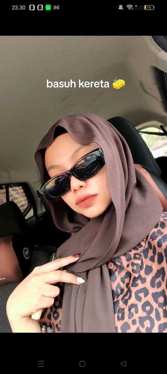 SisMerahheu7's tweet photo. Hi #awekmelayu #awektudung #cikgumalaysia #aweksengap https://t.co/zdiBCkWU8q