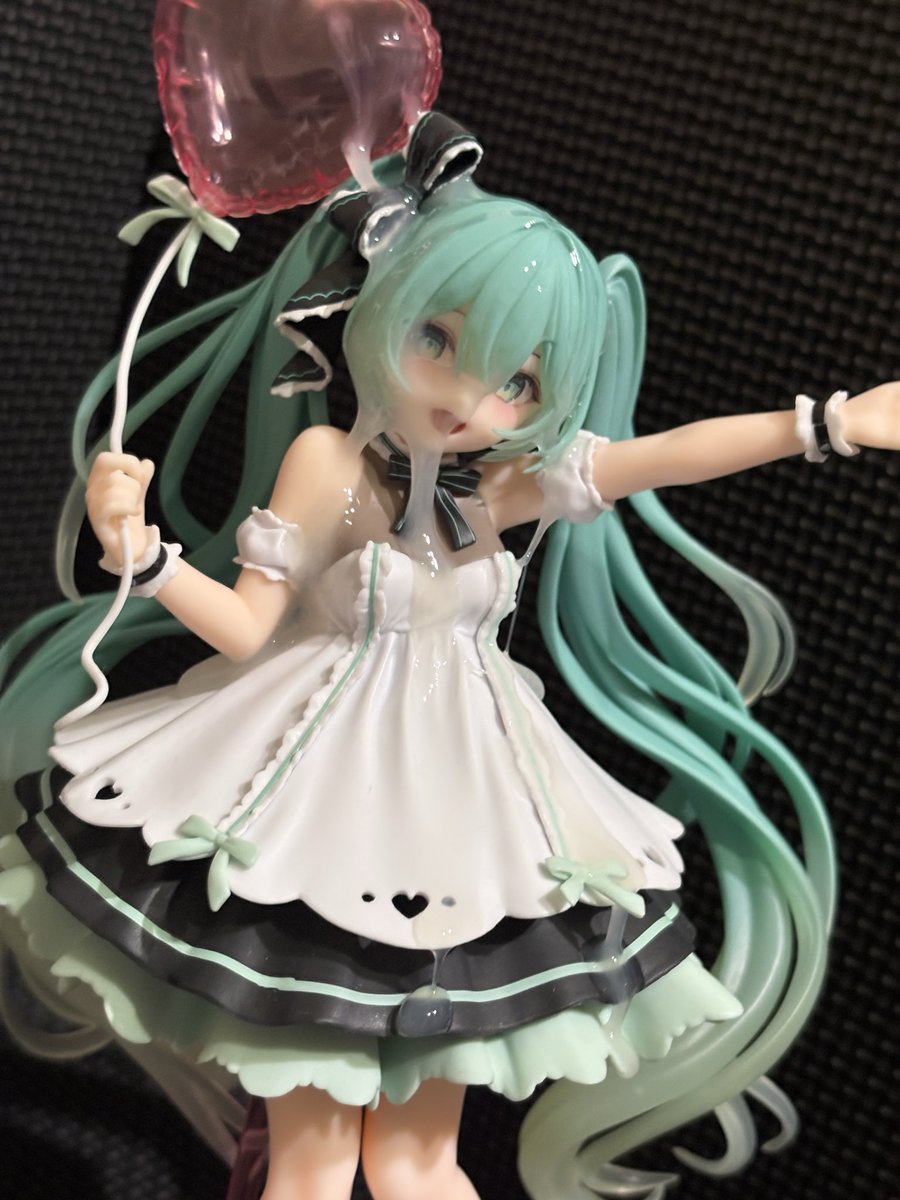 taiyakicn's tweet photo. 最近できてないので、消してしまったものを再投稿しときます...
mkちゃんにぶっかけ
きれいにお顔にべっとりとかかってくれたので大満足です https://t.co/ag7FNFEN3C