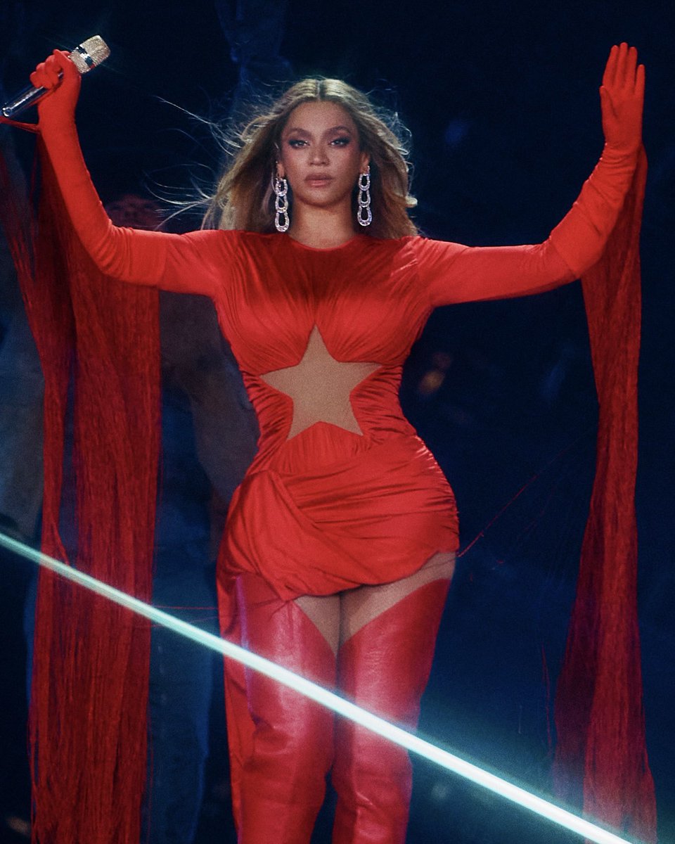 beyonceaccess's tweet photo. o instagram inteiro nessa energia https://t.co/IVc0Rwq5Nd