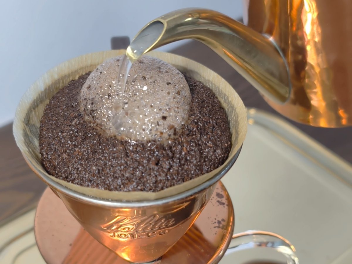 KleinMaver84371's tweet photo. Just unlocked a mind-blowing new coffee brewing method that makes every sip taste like roasted sunshine and cozy vibes—your morning routine just leveled UP! https://t.co/esNFPo8VJv