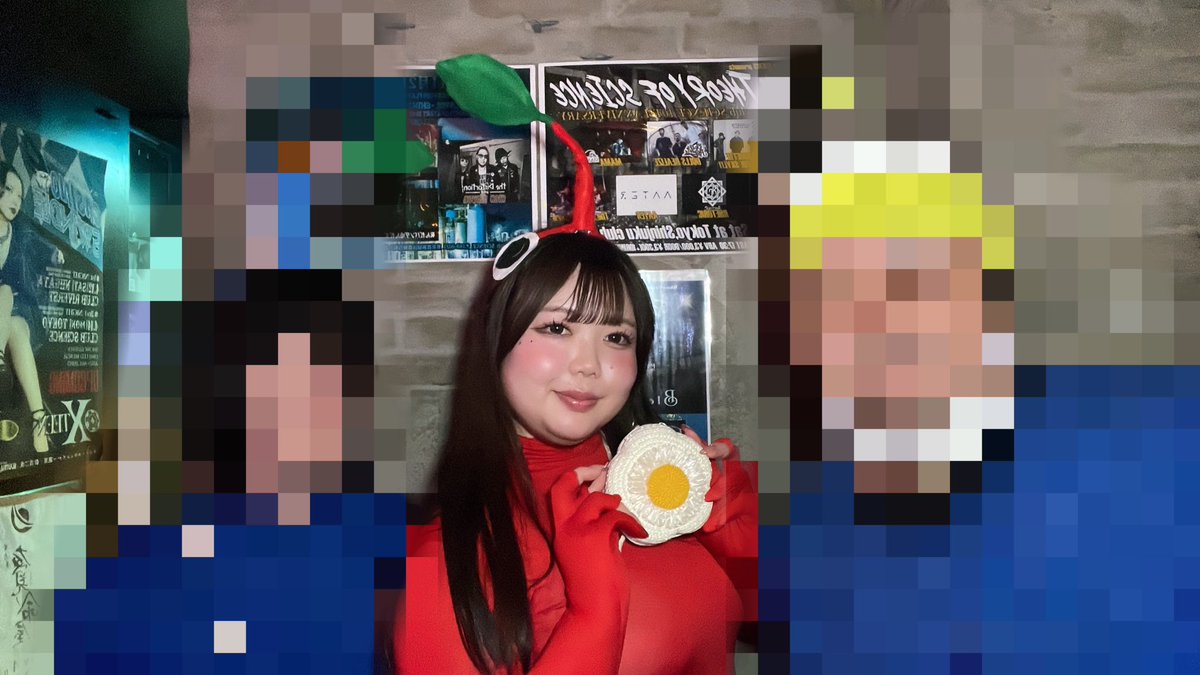 s_monmo_'s tweet photo. 顔出しコスプレを出さなかった理由

＿人人人人人人人人人人＿
＞面白さが無くなるから＜
￣Y^Y^Y^Y^Y^Y^Y^Y￣ https://t.co/gw7ibHE5cY
